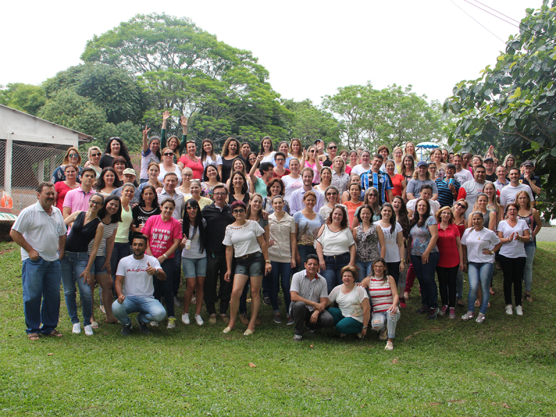 SECRETARIA DE SÁUDE REALIZA CONFRATERNIZAÇÃO